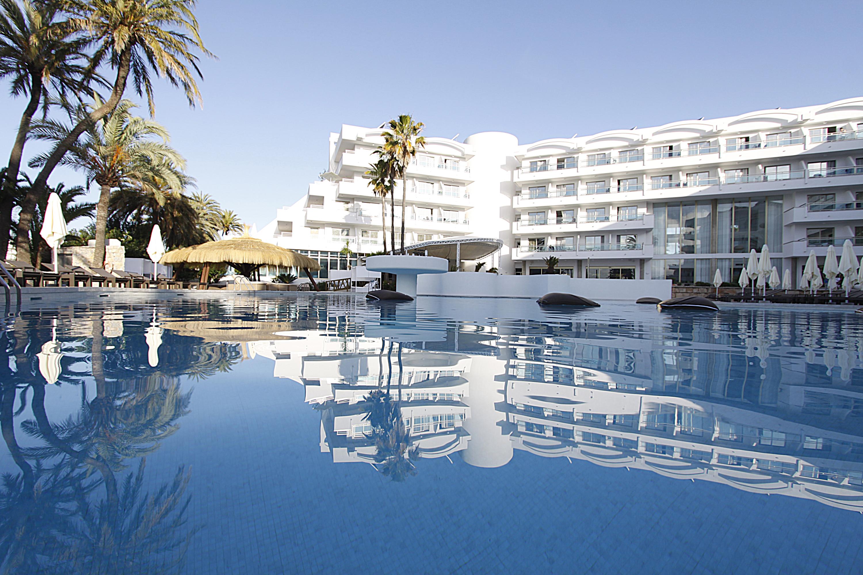 Bg Rei Del Mediterrani (Adults Only) Плая де Муро Екстериор снимка
