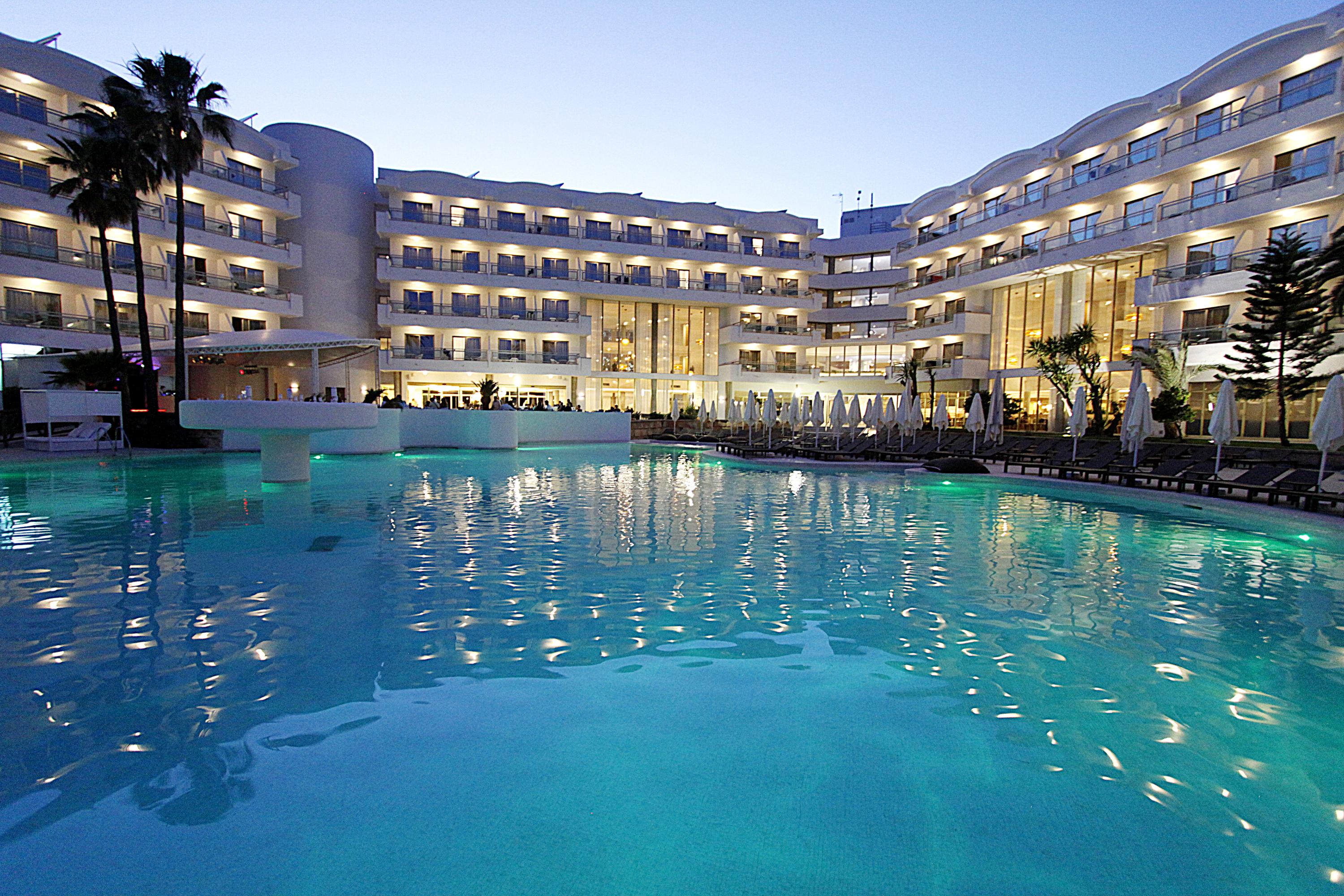 Bg Rei Del Mediterrani (Adults Only) Плая де Муро Екстериор снимка